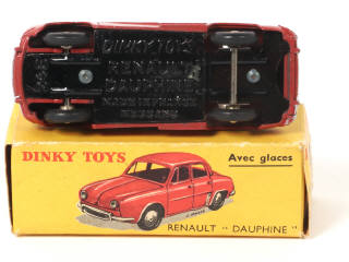 Lot 258 - DINKY TOYS (FRANCE) (1)