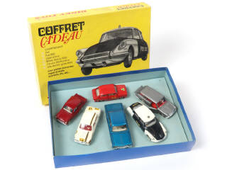 Lot 290 - DINKY TOYS (FRANCE) (7)