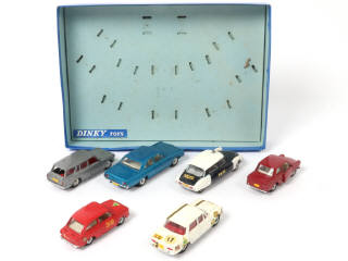 Lot 290 - DINKY TOYS (FRANCE) (7)