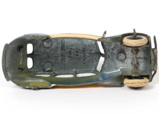 Lot 227 - DINKY TOYS (FRANCE) (1)