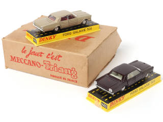 Lot 289 - DINKY TOYS (FRANCE) (3)