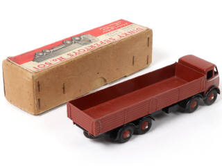 Lot 388 - DINKY TOYS (GB) (1)