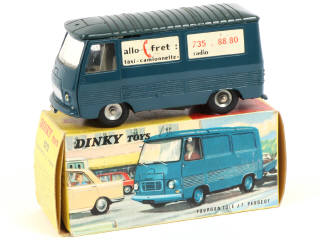 Lot 329 - DINKY TOYS (FRANCE) (1)