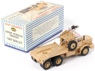 Lot 347 - DINKY TOYS (FRANCE) (1)