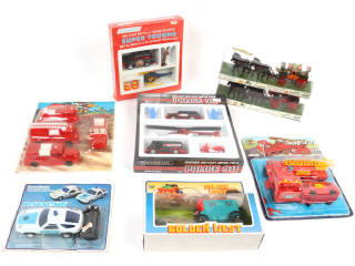 Lot 195 - DIVERS (17)