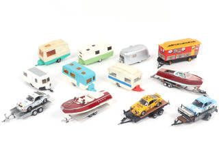 Lot 191 - DIVERS (17)