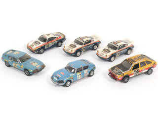 Lot 33 - DIVERS (6)