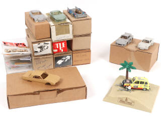 Lot 219 - DIVERS (22)