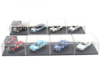 Lot 55 - DIVERS (8)