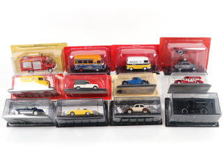 Lot 84 - DIVERS (12)