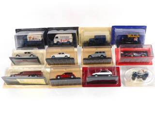 Lot 88 - DIVERS (12)