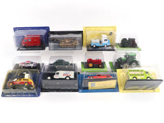 Lot 126 - DIVERS (12)