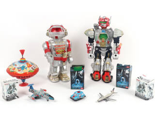 Lot 23 - DIVERS (10)