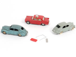 Lot 413 - DINKY TOYS (FRANCE) (3)