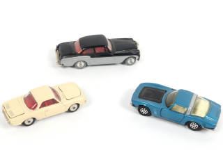Lot 244 - CORGI TOYS (GB) (3)