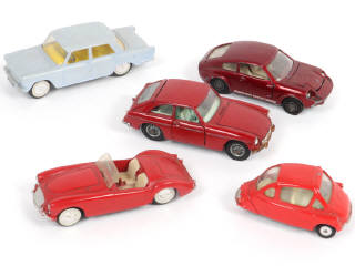 Lot 249 - CORGI TOYS (GB) (5)