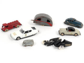 Lot 99 - DIVERS (7)