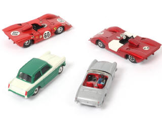 Lot 374 - DINKY TOYS (GB) (4)