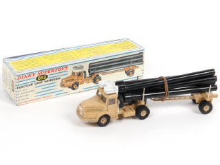 Lot 402 - DINKY TOYS (FRANCE) (1)
