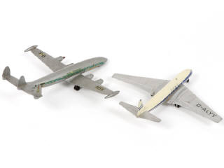 Lot 386 - DINKY TOYS (2)