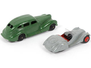 Lot 340 - DINKY TOYS (GB) (2)