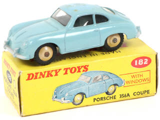 Lot 335 - DINKY TOYS (GB) (1)