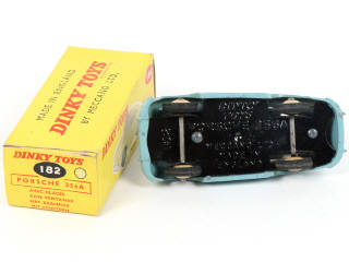 Lot 335 - DINKY TOYS (GB) (1)