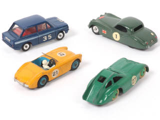 Lot 373 - DINKY TOYS (GB) (4)