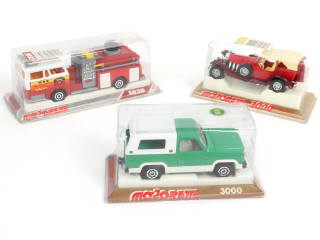 Lot 260 - MAJORETTE (FRANCE) (3)