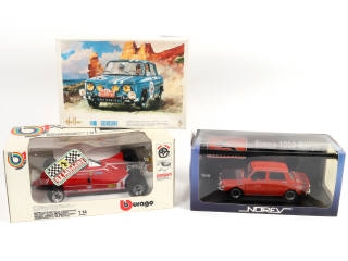 Lot 78 - DIVERS (3)
