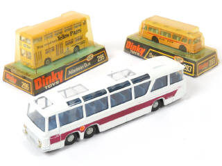 Lot 339 - DINKY TOYS (GB) (3)