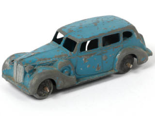 Lot 359 - DINKY TOYS (FRANCE) (1)