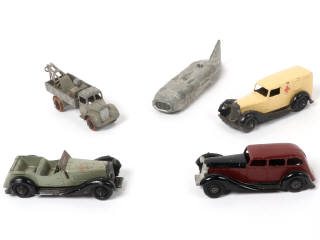 Lot 347 - DINKY TOYS (GB) (5)