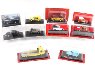 Lot 113 - DIVERS (10)