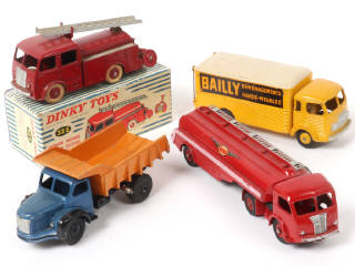 Lot 419 - DINKY TOYS (FRANCE) (4)