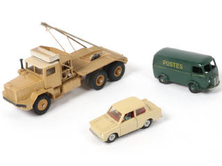 Lot 414 - DINKY TOYS (FRANCE) (3)