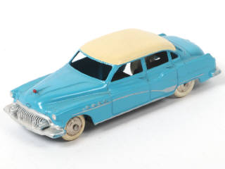 Lot 363 - DINKY TOYS (FRANCE) (1)