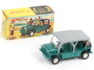Lot 294 - DINKY TOYS (GB) (1)