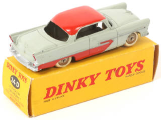 Lot 371 - DINKY TOYS (FRANCE) (1)