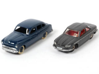 Lot 412 - DINKY TOYS (FRANCE) (2)