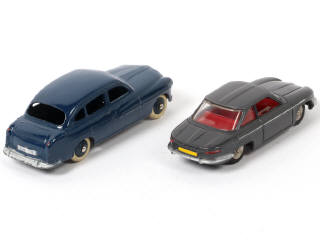Lot 412 - DINKY TOYS (FRANCE) (2)