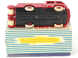 Lot 396 - DINKY TOYS (FRANCE) (1)