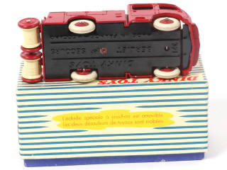 Lot 397 - DINKY TOYS (FRANCE) (1)