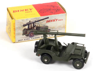 Lot 385 - DINKY TOYS (FRANCE) (1)