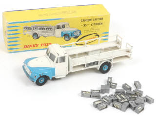 Lot 403 - DINKY TOYS (FRANCE) (1)