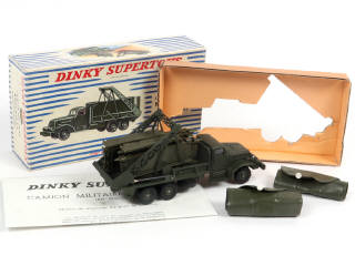Lot 389 - DINKY TOYS (FRANCE) (1)