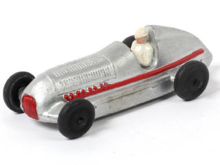 Lot 345 - DINKY TOYS (FRANCE) (1)