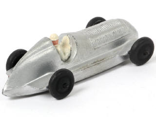 Lot 345 - DINKY TOYS (FRANCE) (1)