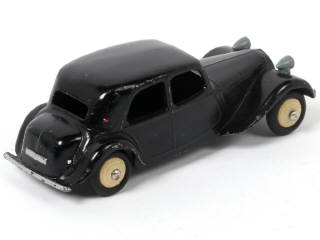 Lot 353 - DINKY TOYS (FRANCE) (1)