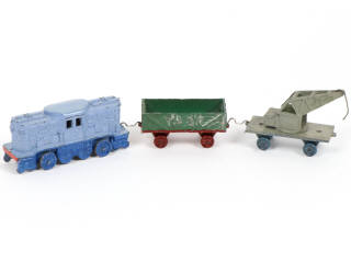 Lot 344 - DINKY TOYS (FRANCE) (1)